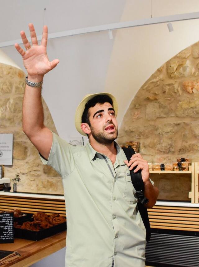 Yona Shemesh in a Jerusalem bakery on a food tour