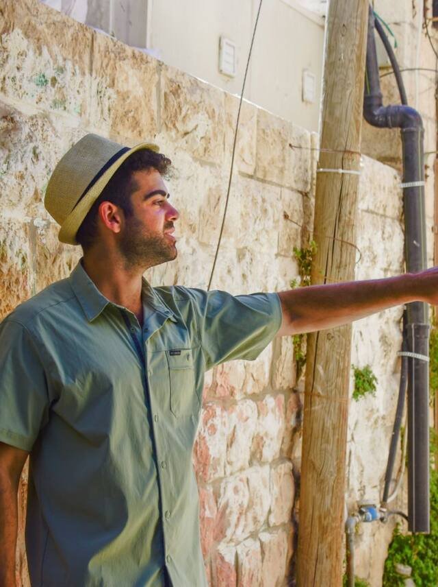 A narrow stone lane past a neighborhood synagogue in Jerusalem